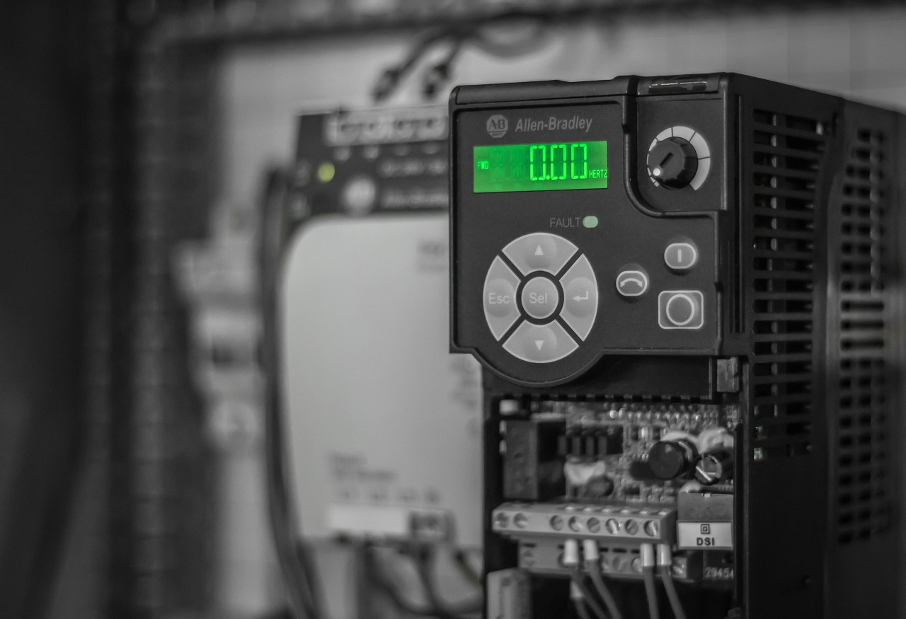 Digital display on a dishwasher showing error codes and cycle progress.