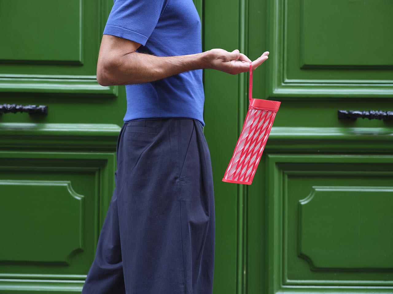 Elio Collapsible Water Bottle Review: The Ultimate 750ml Portable Hydration Solution