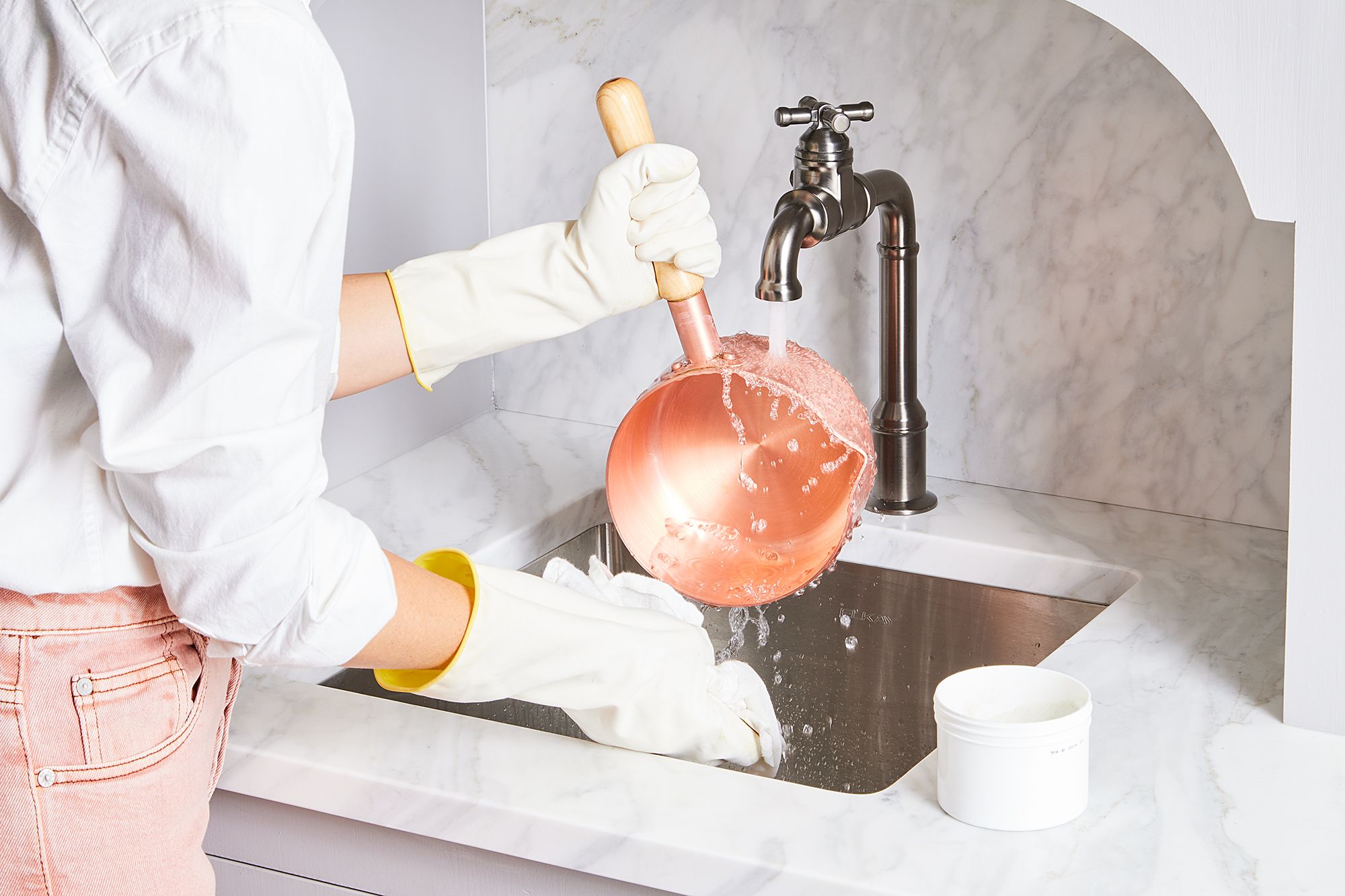 How to Clean and Maintain Copper Pans: 3 Simple Steps for a Like-New Shine