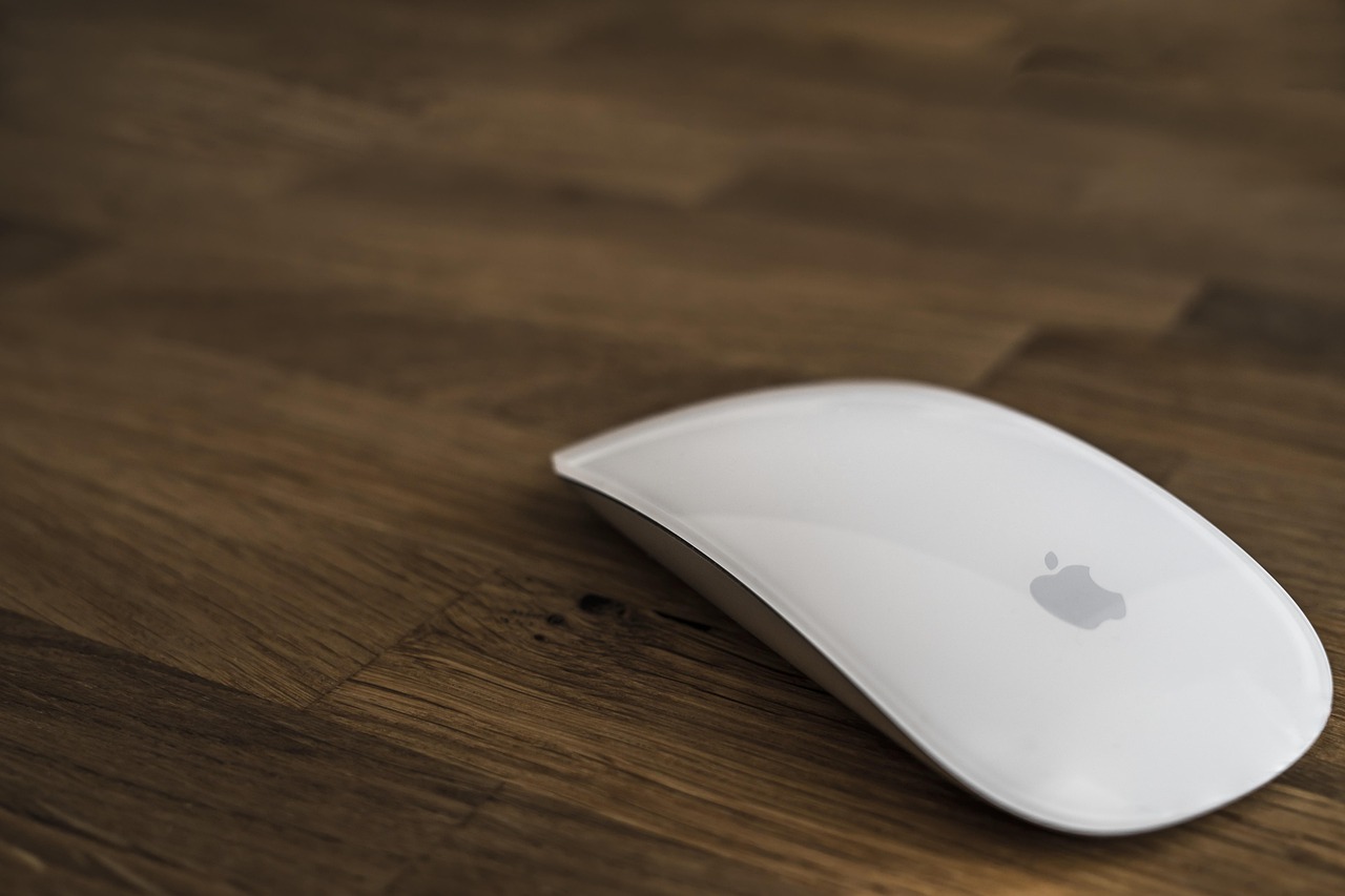 Side view of a 57-degree tilted vertical ergonomic mouse