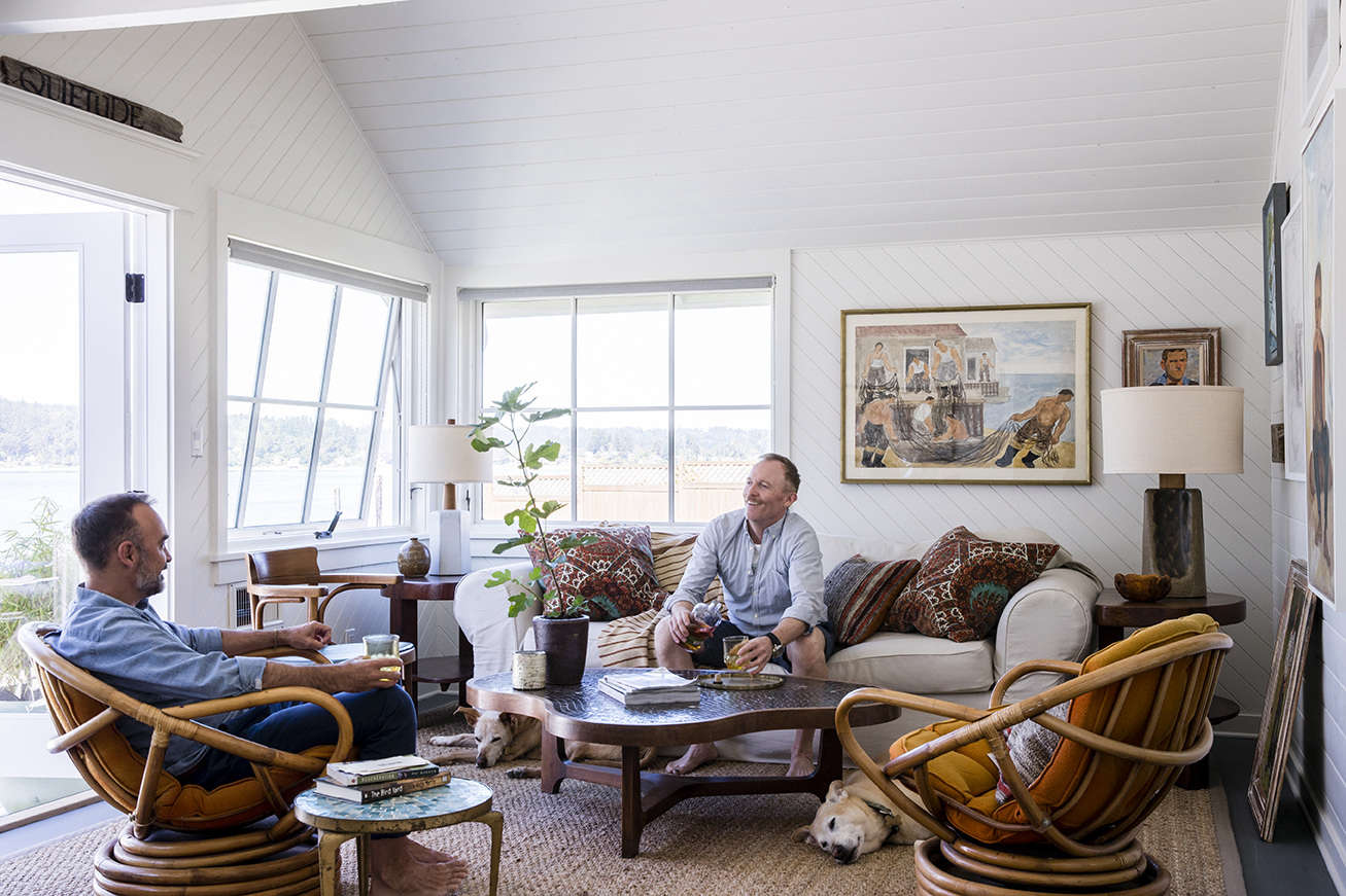 Historic Shipbuilder’s Cabin Reborn: A Modern Coastal Retreat on Maury Island