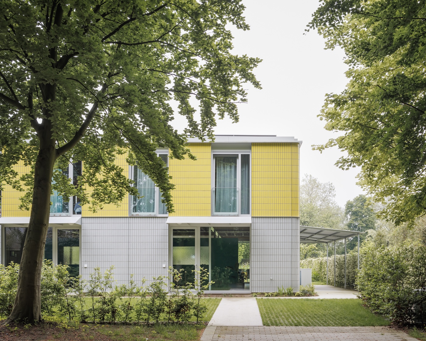 Modern Vacation Rentals: A Vibrant Tiled Retreat