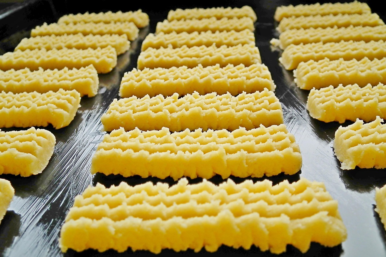 How to Clean Burnt Baking Sheets: 5 Proven Methods for a Spotless Shine