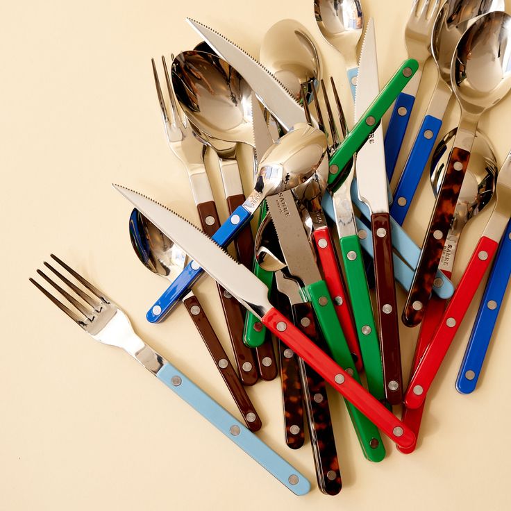 Why Sabre's Bistrot is the 'It' Flatware Trend of 2026: A Complete Review & Buying Guide