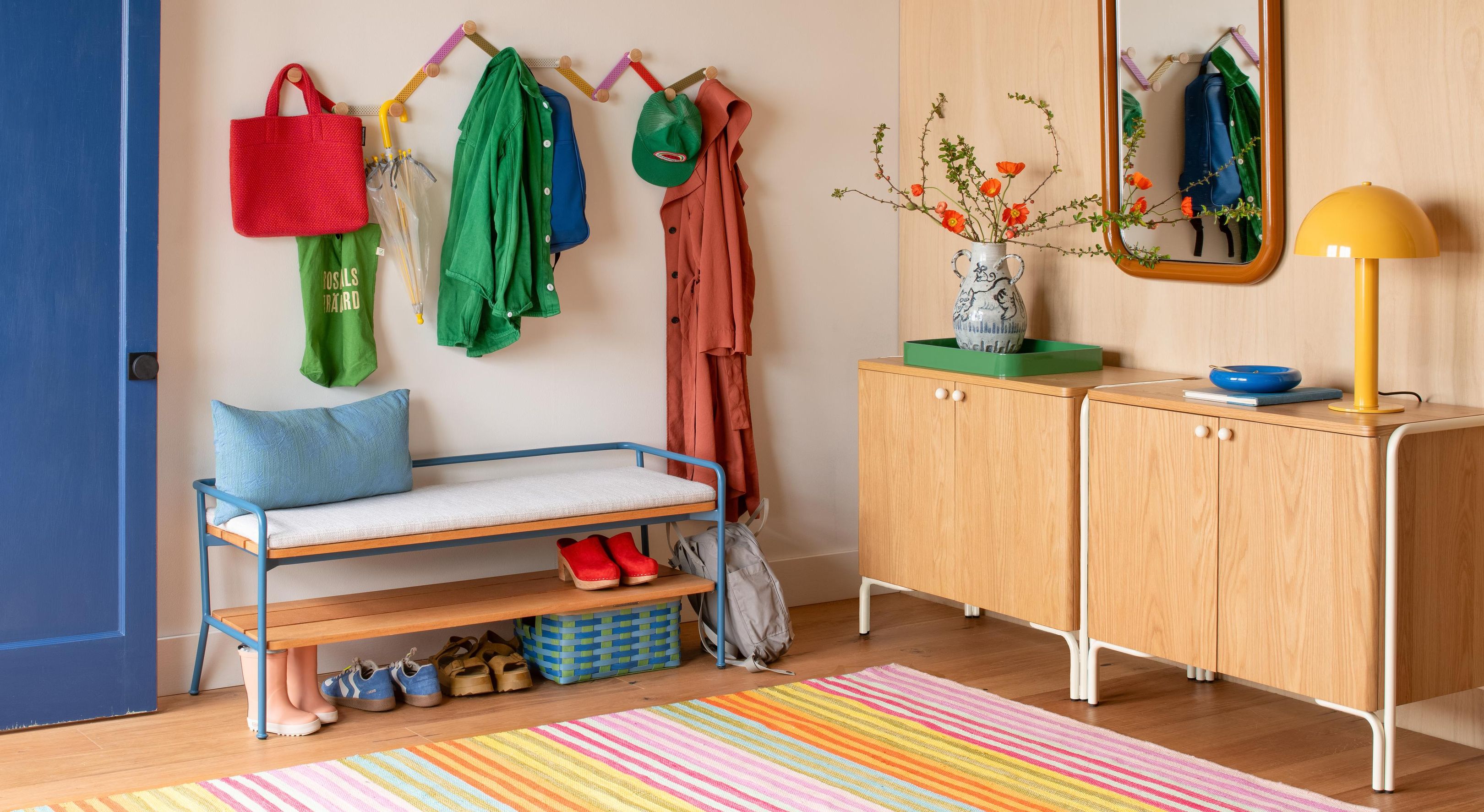 5 Smart Ways to Style a Small Entryway for Maximum Utility & Flow