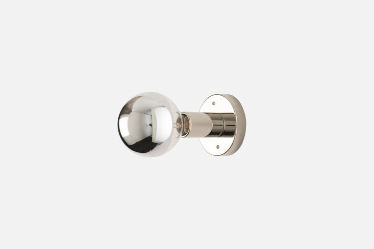 A large G25 Silver Tip LED bulb on a white background.