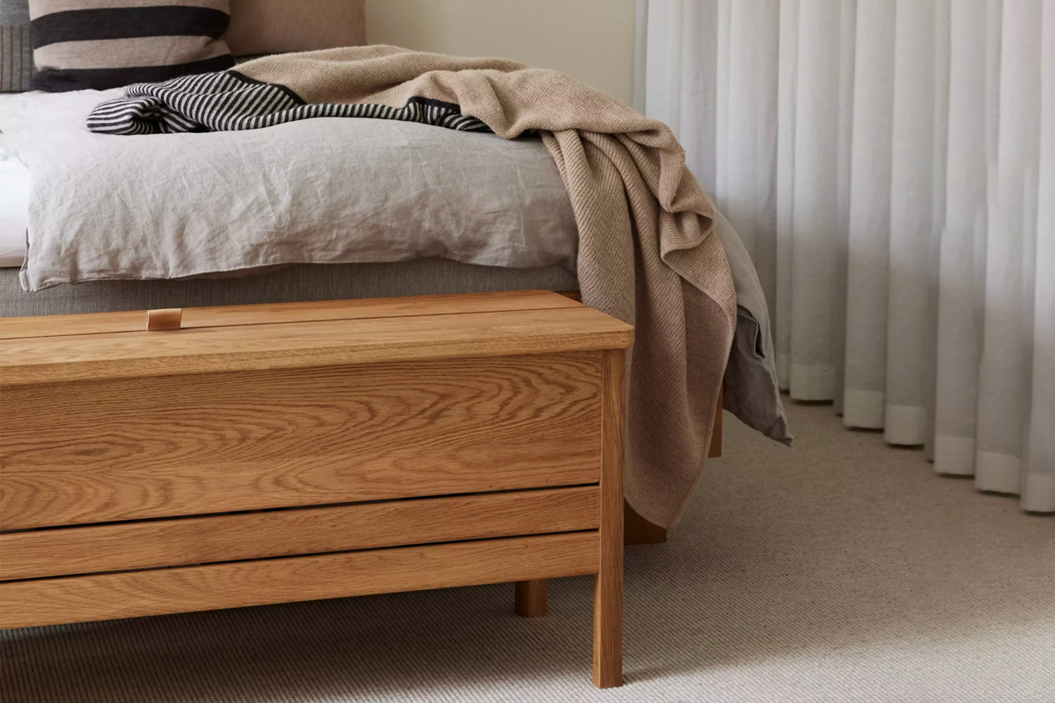 10 Best Wooden Blanket Chests: Stylish Storage to Elevate Your Bedroom Decor