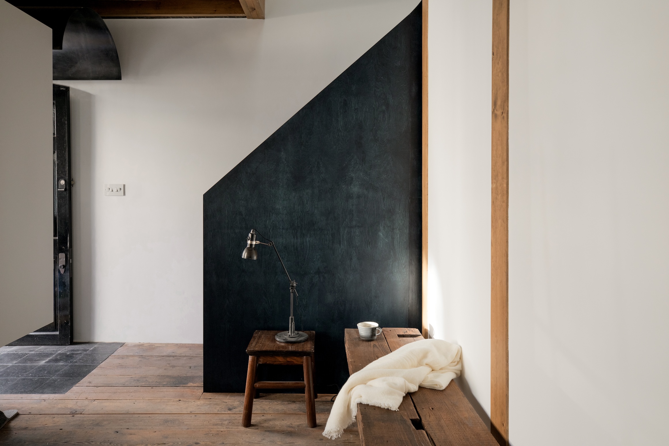 Why This Minimalist Knightsbridge Home Redefines Urban Serenity: A Monastery-Like Sanctuary