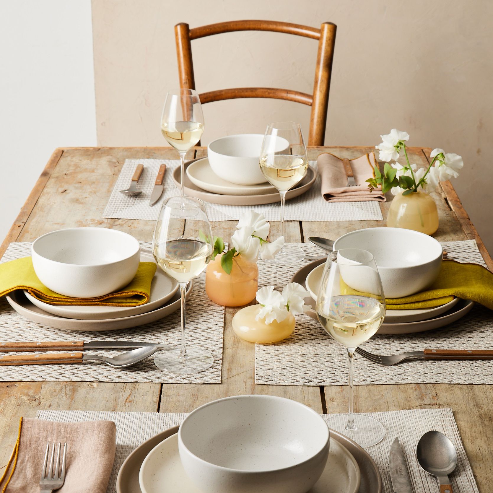 How to Mix and Match Tableware: Spring 2026 Tablescaping Trends & Hosting Tips