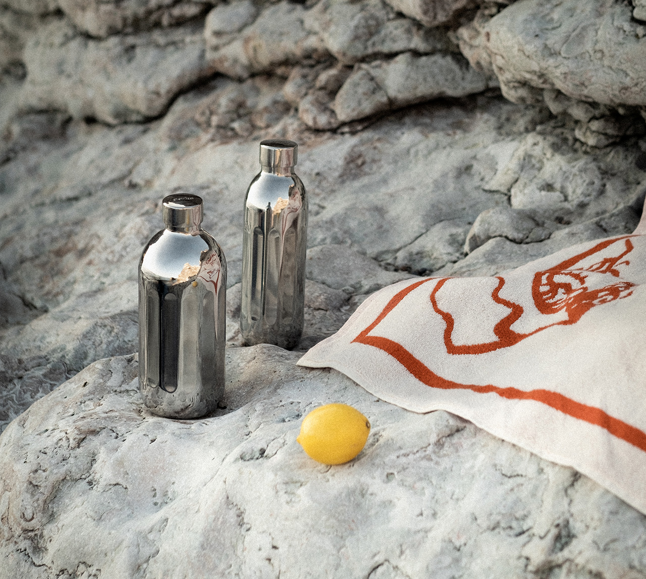 Aarke To-Go Bottle Review: Keep Sparkling Water Cold and Carbonated for 24 Hours